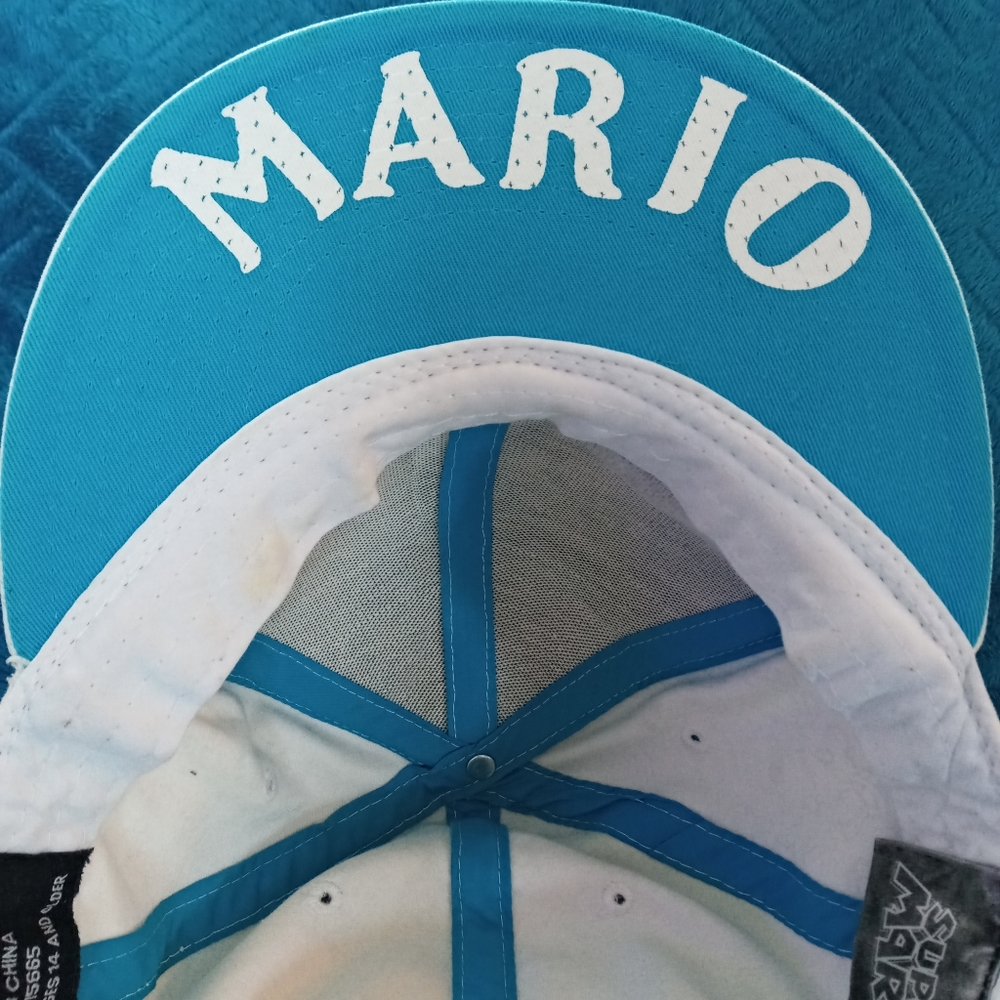 Hat - Picture 3 of 3